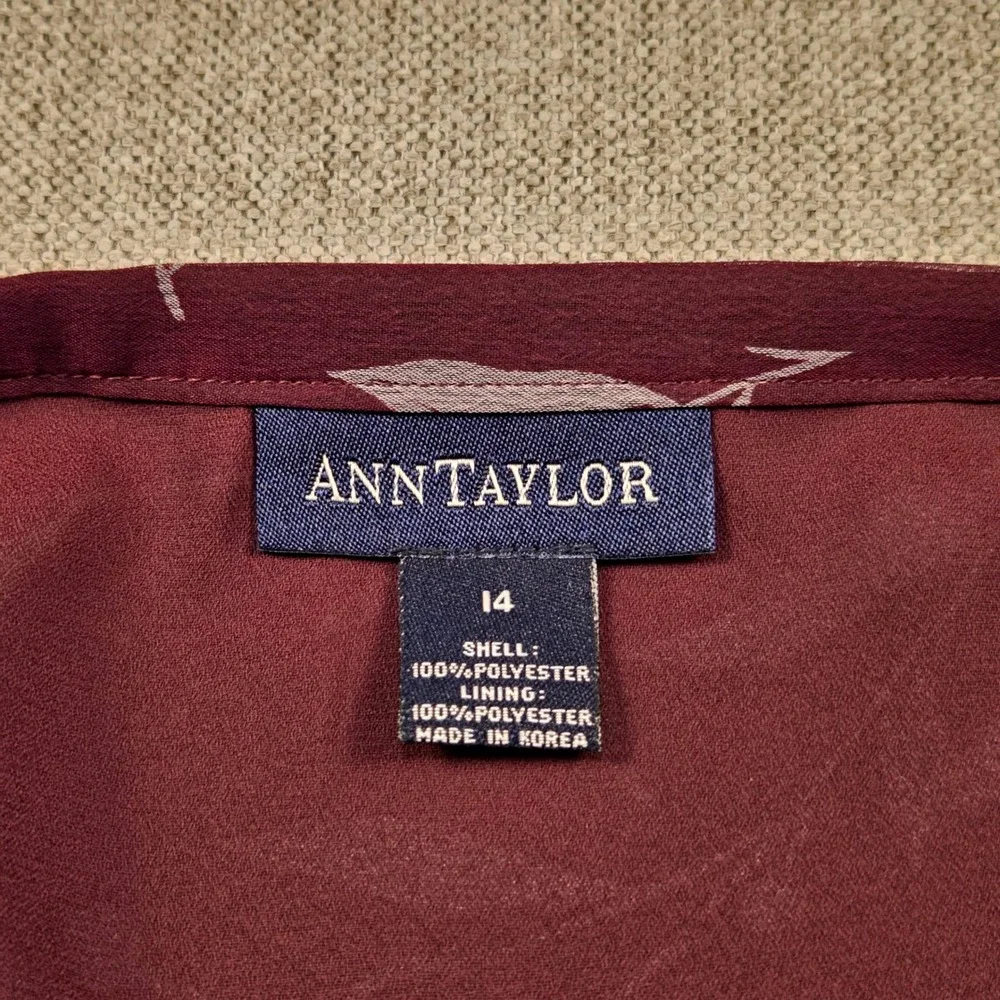 Ann Taylor Burgundy Floral Print Maxi Skirt Size 14 Zipper Lined Side Slit Flowy